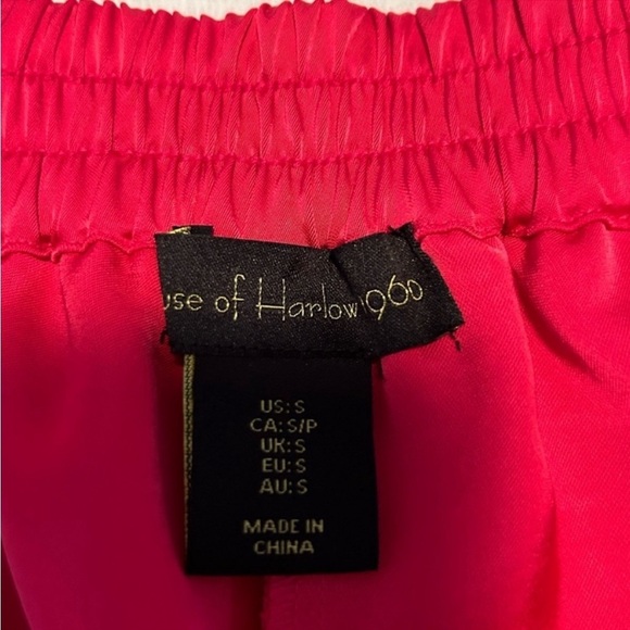 House of Harlow 1960 NWT fuchsia pink pants set with cropped top size S - Picture 3 of 13